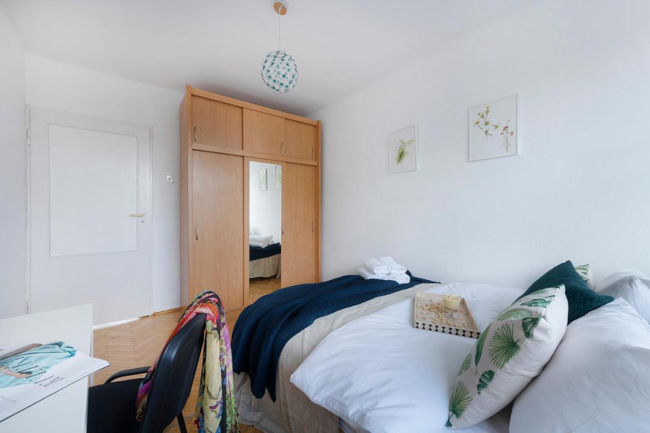 P&O Service Apartments Belwederska Warsaw Luaran gambar
